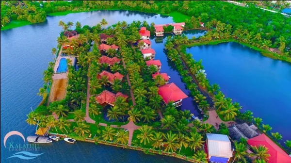Kalathil Lake Resort exterior facade in Kumarakom