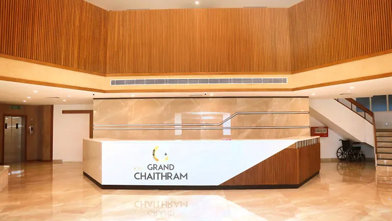 Hotel Chaithram reception and dining