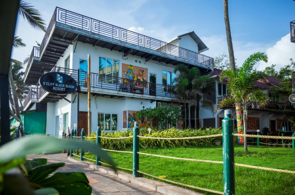 Exterior facade and entrance of Black Beach Resort Varkala in Varkala