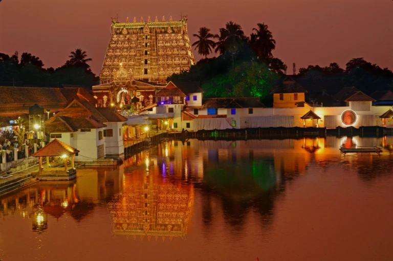 10 Nights / 11 Days — Comprehensive Kerala & Tamil Nadu Circuit